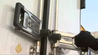 Young people battle unemployment in France