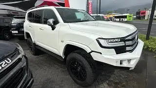 Toyota Landcruiser 300 Series Sahara - JMACX 3800kg GVM