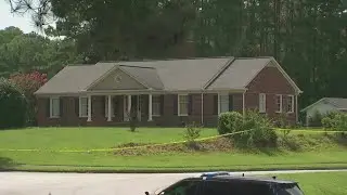 4 dead in mass shooting in small Georgia city, suspect at large