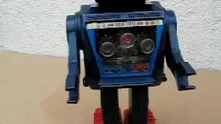 BAT/OP SMOKING DYNAMIC FIGHTER ROBOT JAPAN