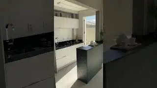 Seguindo a tend&ecirc;ncia dos im&oacute;veis compactos e integrados, esse sobrado oferece tudo isso a voc&ecirc;