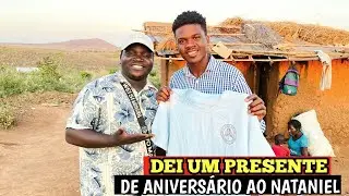 Dei um presente ao N&auml;t&auml;n&iuml;&euml;L feliz anivers&aacute;rio Nataniel guambe o peda&ccedil;o Africano