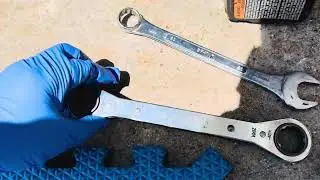 1996 TOYOTA COROLLA DX (FRONT STRUTS REPLACEMENT)