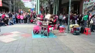1050211陳曼青VelaBlue爵士鼓(Maroon 5-one more night)