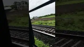 Comment guys train speed  🚅           pune to Hatia train#pune #hatia #train #trending #viralvideo