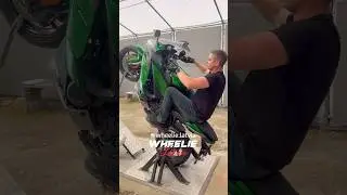 Wheelie training with #kawasakininja1000sx #wheelietraining #kawasaki #wheelielatvia #wheelieschool