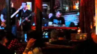 Friday night shuffle pub st alexandre