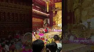 Mid Autumn Festival - 10000 lamp offerings to Buddha of Ten Directions at Buddha Tooth Relic Temple
