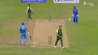 Irfan Pathan Rare moment of getting angry on Yusuf Pathan and then a good gesture later.