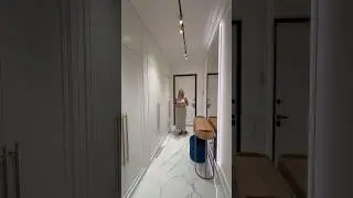 😊Как вам такое решение в прихожей? #дизайнинтерьера