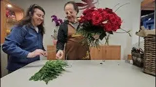 34 ROSE ROSSE PER UN COMPLEANNO INDIMENTICABILE 🌹 | Bouquet elegante + incarto wow