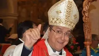 La scandalosa intervista di Mons. Savino su omosessuali e immigrati