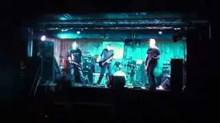 dead rabbit heads - enemies in blood 2012 - The Rocks - Arfeld Grillh&uuml;tet