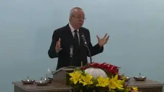 Servicio divino Apóstol de distrito Enrique Minio en la ciudad de Caracas