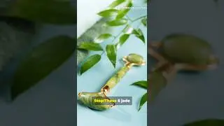 The Right Way to Use a Jade Roller (Avoid These Mistakes!)