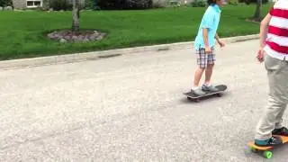 Speedtest : Penny Board vs  skateboard