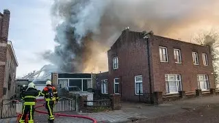 Grote brand verwoest loods aan Groene Woud in Oudenbosch