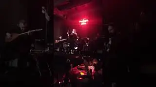 EDA ALAKUŞ - DUYDUM Kİ BİR KIZIN OLMUŞ (HOLLANDA MAHZEN SAHNE CANLI PERFORMANS KAYDI)