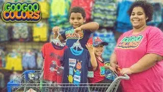 GOO GOO GAGA HELP MOM PRETEND PLAY CLOTHES SHOPPING AT WALMART!