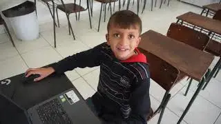 FKS INVADINDO ESCOLA E FAZENDO O IRMAO DELE JOGAR CS