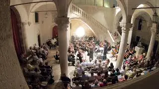Nikolina Pinko performing ''Oda zemlji'' (J. Gotovac)