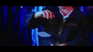 Easy Magic Tricks! Flying Hummingbird Card - Incredible Easy Magic Trick