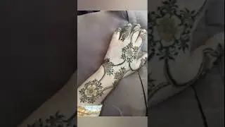 Very Beautiful Stylish Back Hand Mehndi Design -2025||Bk Hnd Mhnd Design||#mehndi #ytshorts #shorts