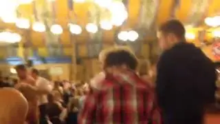 Br&auml;urosl tent fun