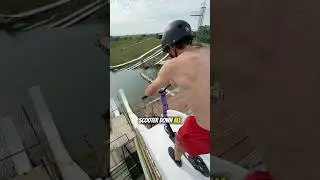 Я поехал на скутере в самый ОПАСНЫЙ аквапарк в мире 😳