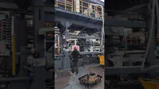 Супер пресс формы и машины по производству пластиковых кубовых емкостей!