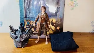 Diamond Select Toys Обзор фигурки &laquo;Властелин колец Волна 2 Фродо Делюкс&raquo;