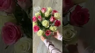 DIY vase tape hack. How to arrange flowers in a vase #flowers #hack #diy #shorts #tips #how #howto