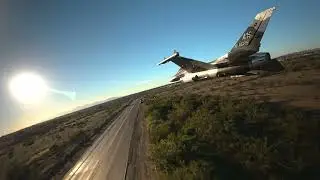 Радиоуправляемый реактивный самолет Freewing F-16 с видеосъемкой от первого лица (FPV).
