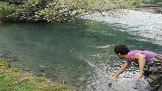 Amazing Gill net fishing in kumrat valley | fishing techniques |