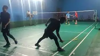 alan/opie vs pato/ricky turnamen 8besar di gor kec.parenggean mantaaap 👍👍