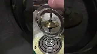 UFO Gyroscope