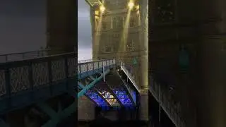 Iconic Tower Bridge Opens for Massive Cruise Ship in London! 🌉🚢 #london #towerbridgelondon