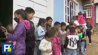 Hungry children in Colombia: This soup kitchen needs donations.