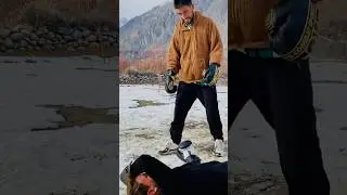 Pro vs Amateur boxer Knockout fight in snow boxing ring #shorts #mrbk #fighting #fight #boxing