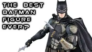 MAFEX BATMAN Tactical Suit Justice League Action Figure Review
