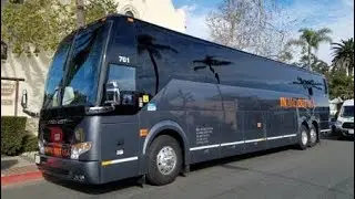 IN AND OUT USA, Charter Bus