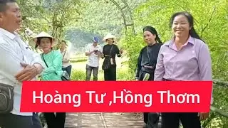 Hoàng Tư, Hồng Thơm chăn nảo niêt