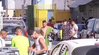 De polígono comercial a “refugio de inmigrantes”, la transformación de las naves del Tarajal