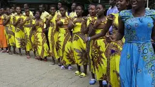Mully Children's Family | Mission Choir | There is a Race