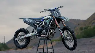 Testing Josh Hills YZ850!