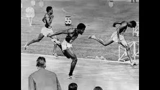 Lee Evans 43.86 (WR) vs Larry James (43.97) 400m Olympic Games Final Mexic 1968.
