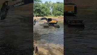 Excavadora Anfibia en acci&oacute;n 💪🏻💪🏻