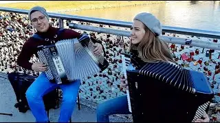 Two Bellows in Salzburg am Makartsteg 2020