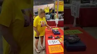 Raw video from the Fort Myers Florida gun show #guns #pewpew #military #shoot #trending