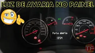 Avaria luz de porta aberta acessa direto no painel do carro.